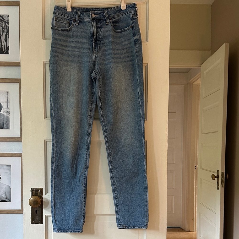 Old Navy Light Blue Straight Leg Jeans - Size 6 Tall